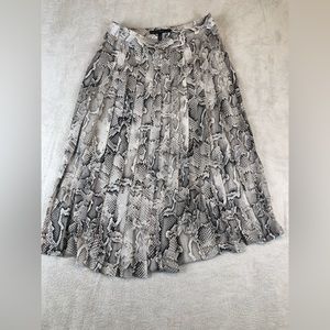 White House Black Market Chiffon Smocked Snake Print Boot Skirt Size 4